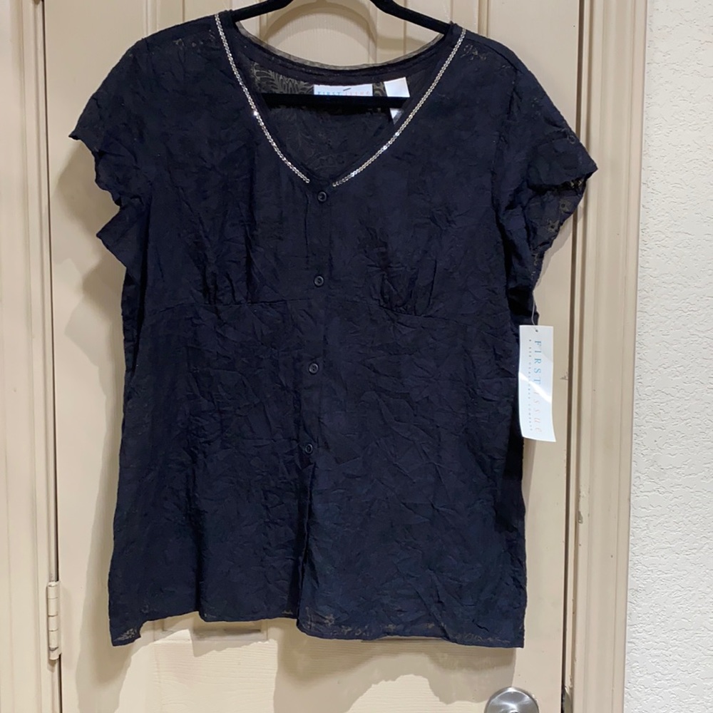First Issue NWT  blouse size L